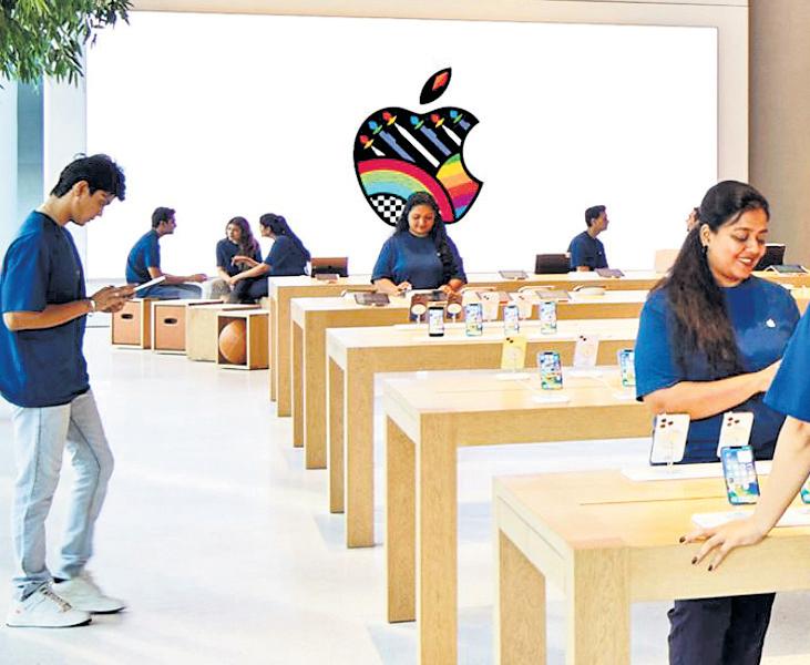 Retail push: Apple's India sales hit record $9 bn