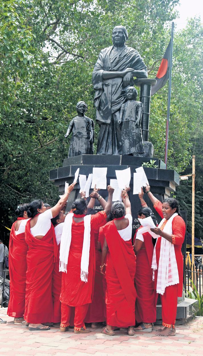 Privatisation: Sanitary workers plan to launch statewide stir