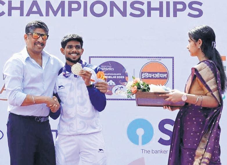 Para athlete's golden leap makes Bihar proud