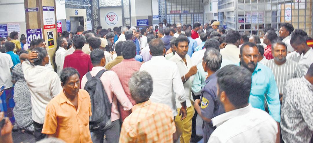 Trolled for orders, have to ignore them: Judge