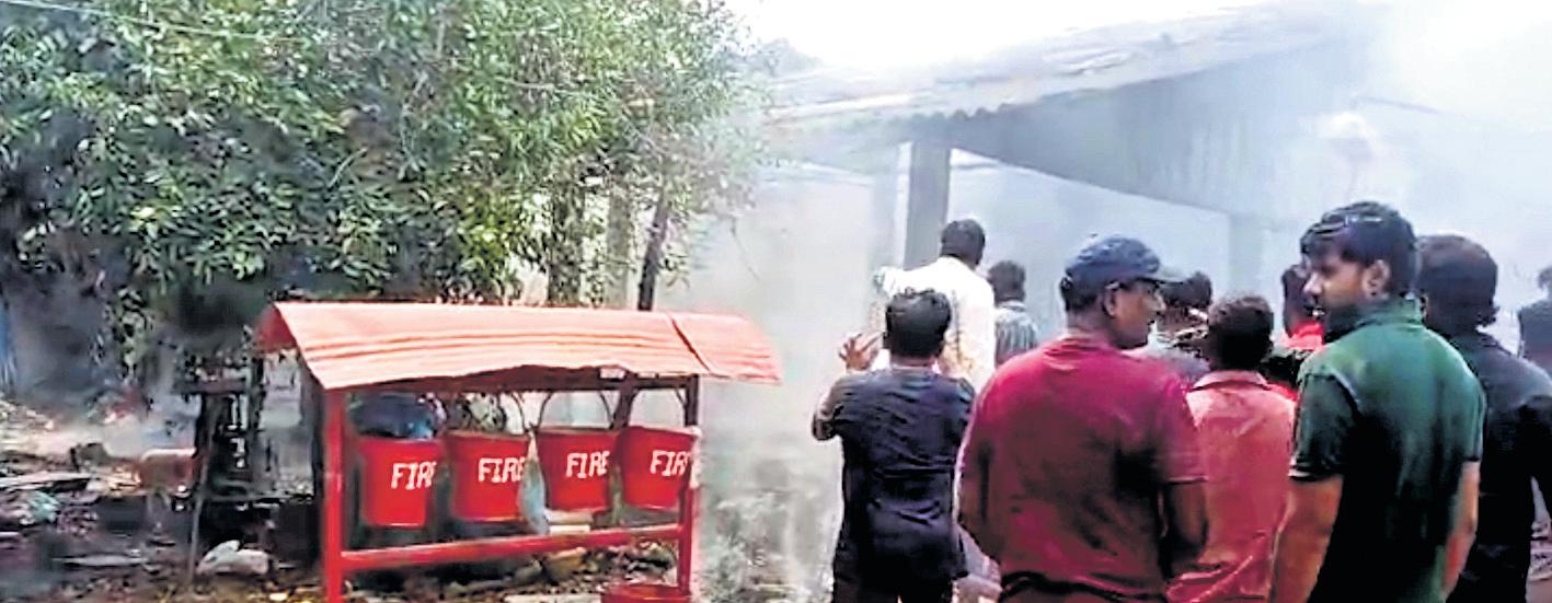 7 killed, 3 injured in AP cracker unit explosion