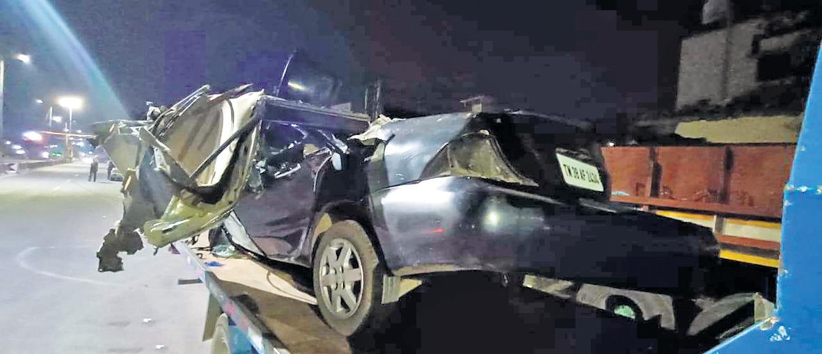 3 killed as car rams truck near GD Naidu flyover