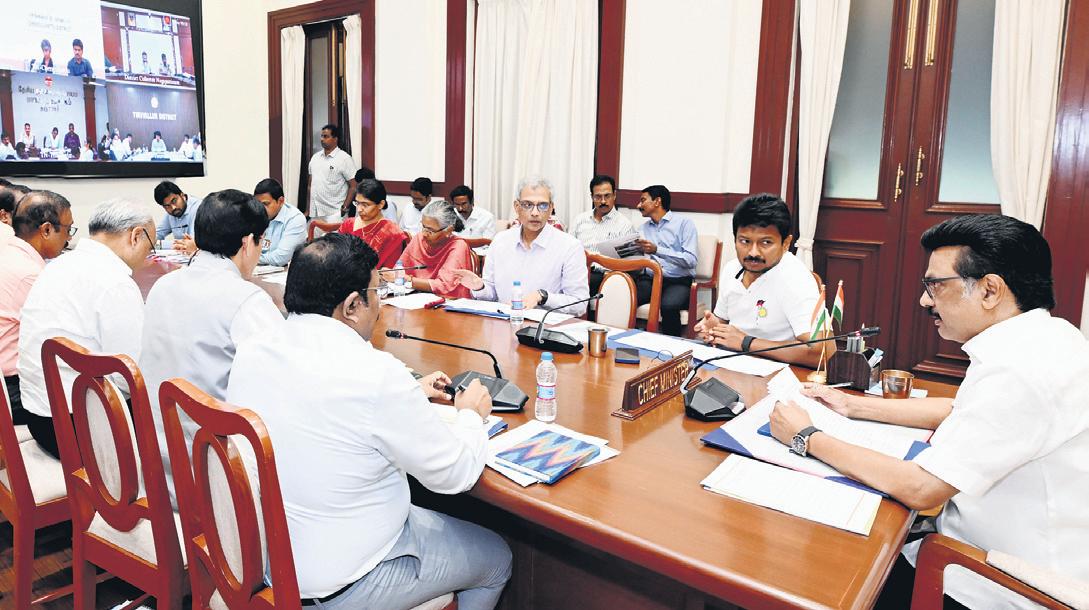 CM reviews flood relief measures, deploys 12 officers to rain-hit dists