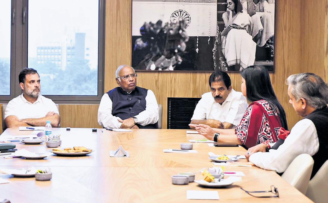 Scramble over star campaigners