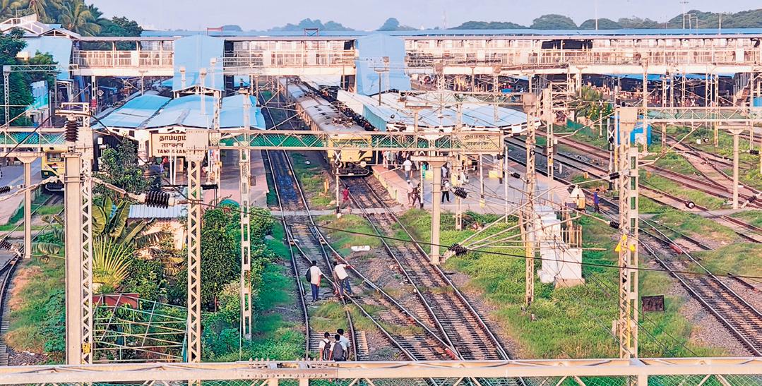 TN, Rlys plan to turn Tambaram into metro, local & long-distance train hub