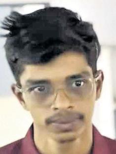 3 medicos killed, 2 hurt as car rams tree in Thoothukudi