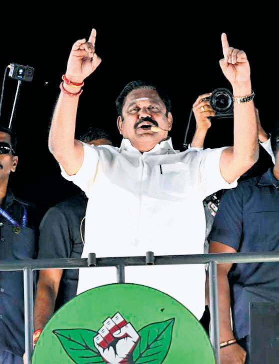 'Selfish, betrayer of party': EPS tears into Sengottaiyan on his home turf