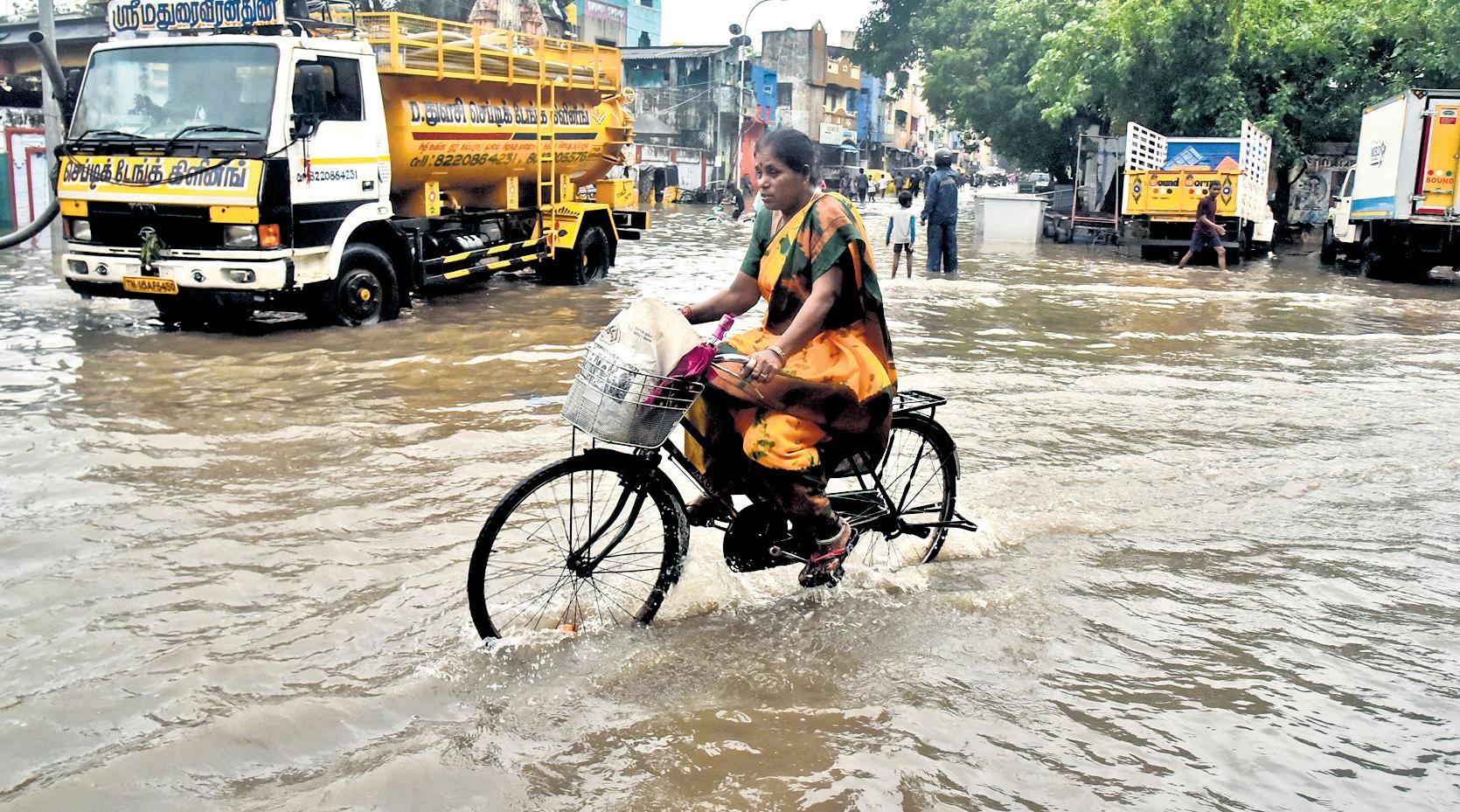 Rain floods parts of city with worries