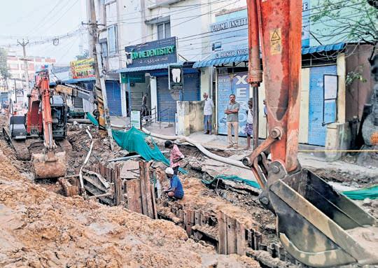 After road cave-ins, Metro water begins to replace damaged sewer pipes in Ambattur
