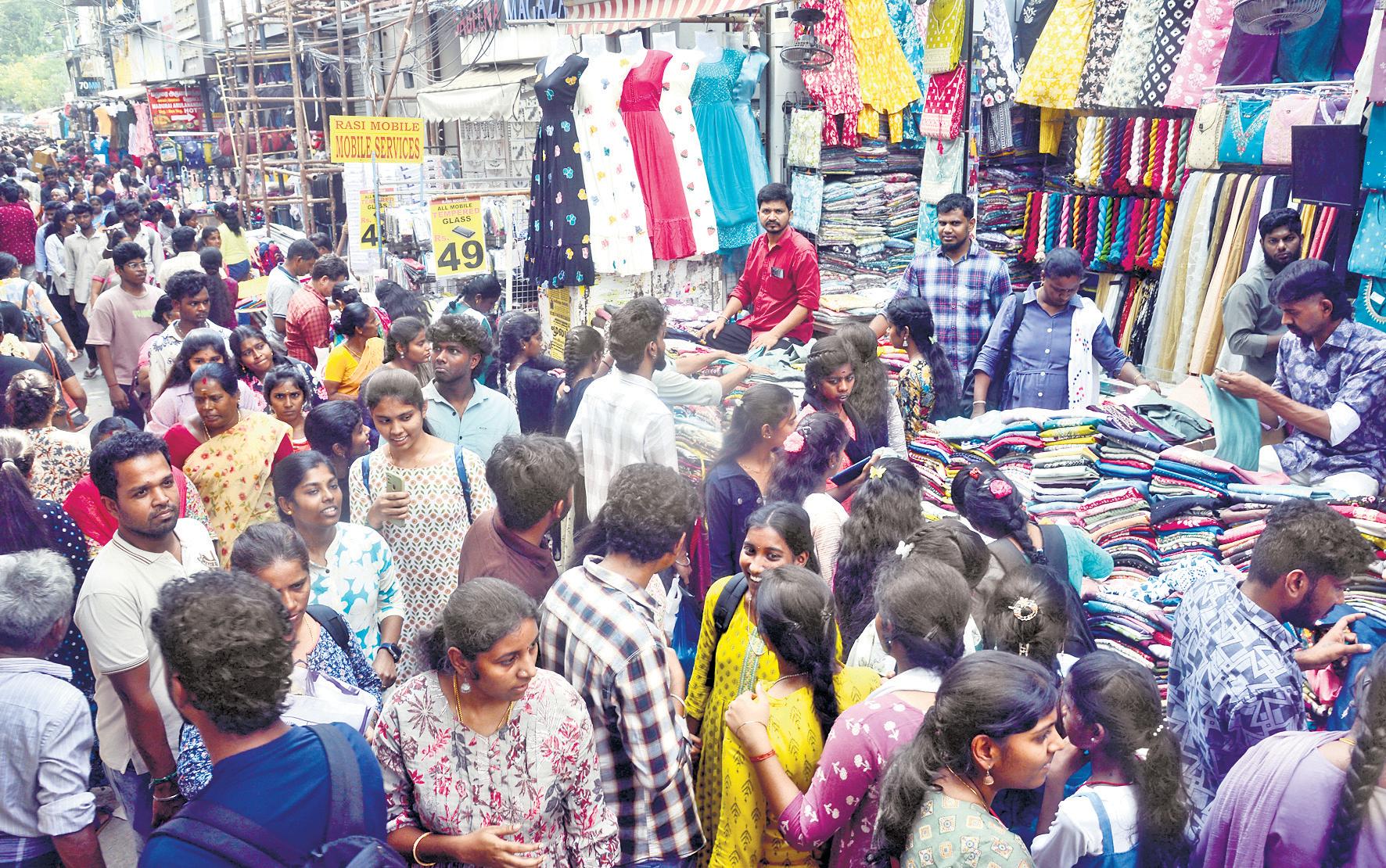 GST CUT SWEETENS DEAL FOR FESTIVE SHOPPERS ACROSS TN