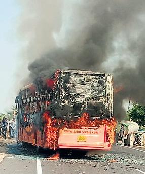 20 killed as bus catches fire in Raj, many critical