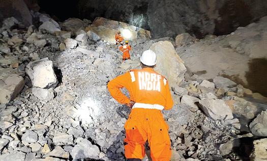Sonbhadra mine collapse toll rises to 7, rescue ops on as many still trapped