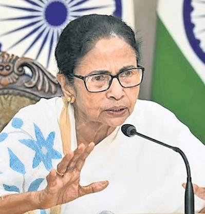 3 held for ‘ gang rape’; Didi flags risk of nights out