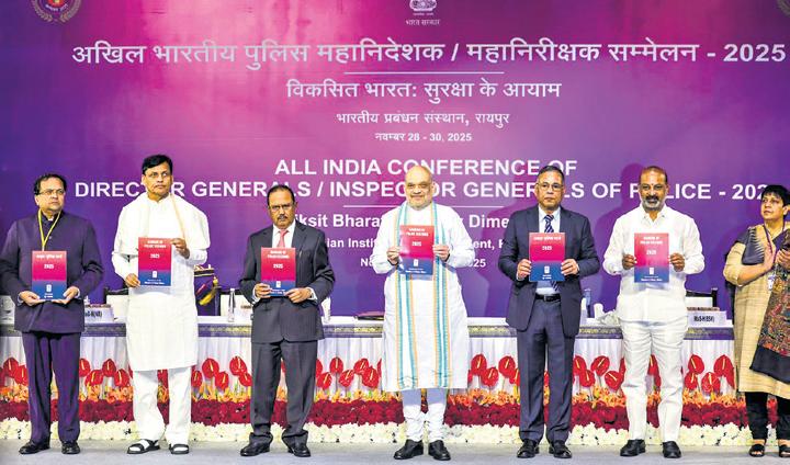 At DGP meet, Shah credits security grid for Maoist rout