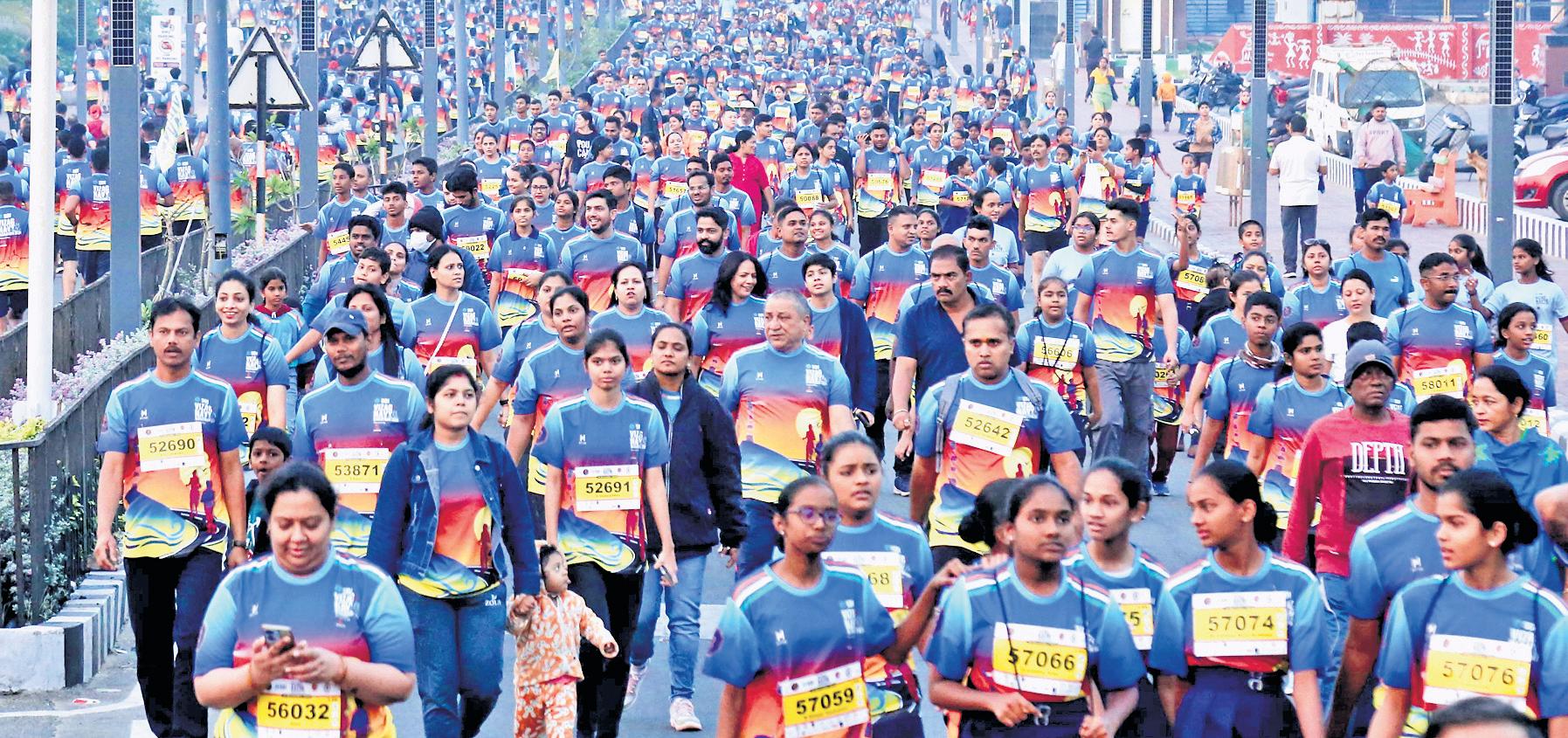 Scores take part in Vizag Navy Marathon 2024