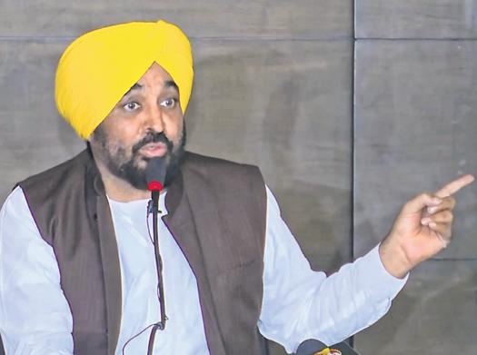 Mann claims ‘mask’ used in video, SAD & Cong hit back and call it ‘forgery’