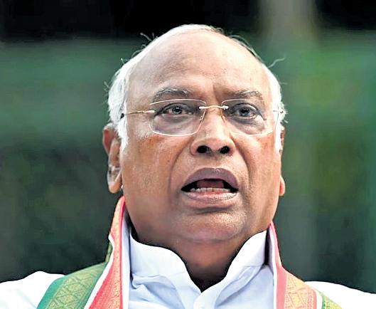 Maha setback to MVA as Cong says will go it alone in BMC elections