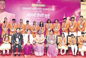 Bravery awards for 9-yr-old, 11-yr-old posthumously