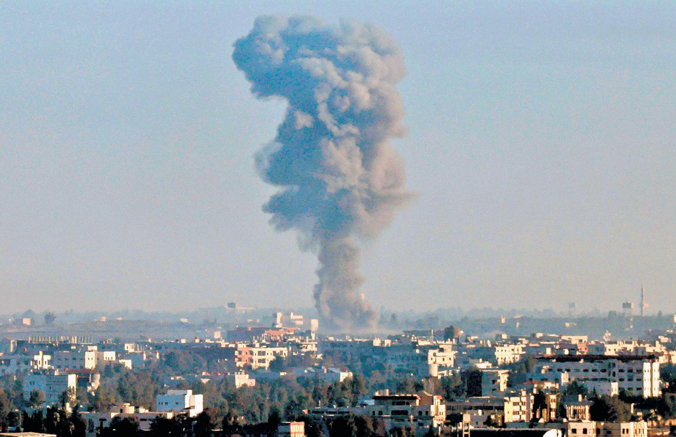 480 Israeli airstrikes on military sites