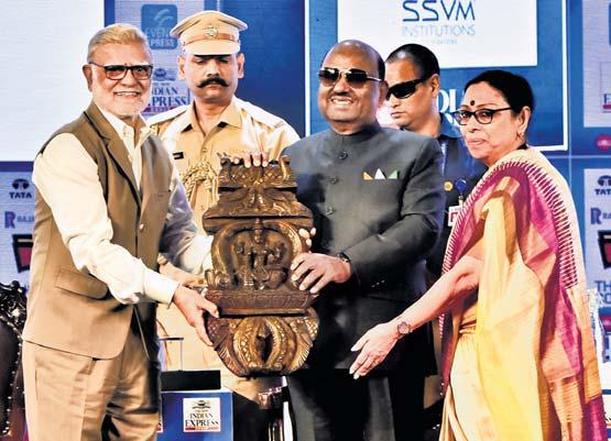 Thoughts on education, public service, dissent and AI enliven TNIE’s conclave
