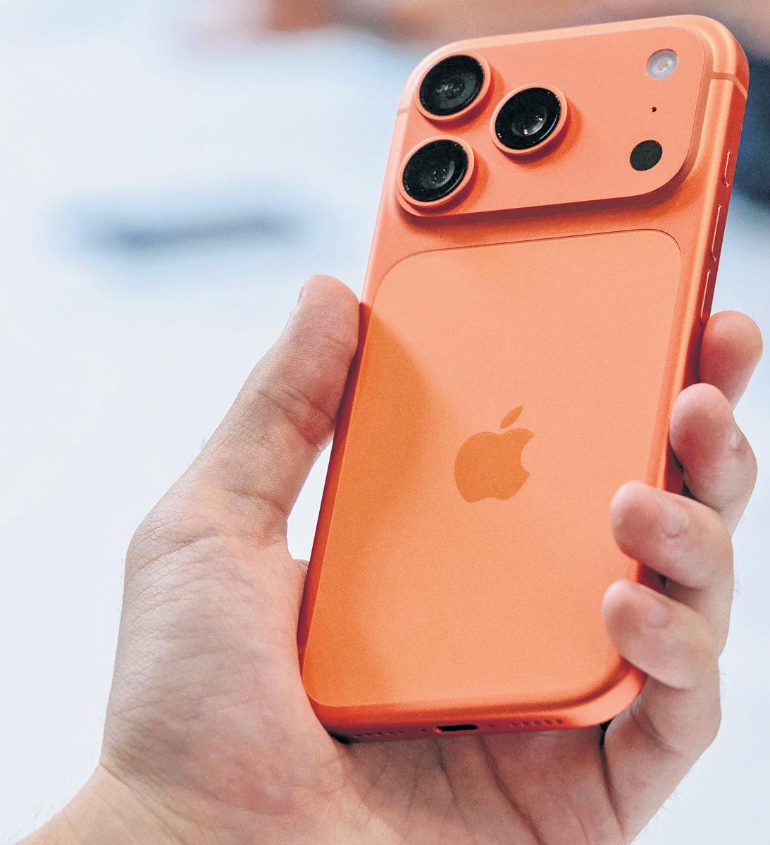 PLANNING TO BUY IPHONE 17 OR 17 PRO?