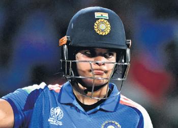 Shafali displays her worth on big day