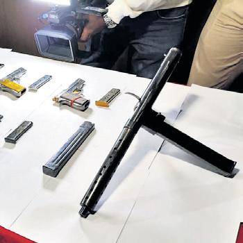 Cops in decoy ops nab two Bihar arms dealers