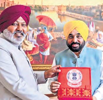 Women stay in focus, farmers lose out in Mann's last budget