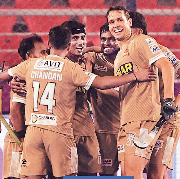 ஹாக்கி இந்தியா லீக்: தமிழ்நாடு டிராகன்ஸ் முதலிடம்