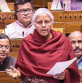 அரசு வாங்கும் மொத்த கடன் தொகையும் மூலதனச் செலவுக்கு ஒதுக்கீடு