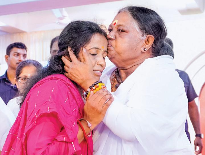 கருணையே நவீன சமூகத்தின் அடிப்படைத் தேவை