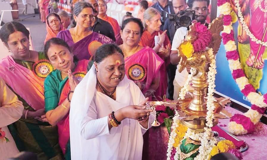 பெண்களின் வளர்ச்சிதான் இந்தியாவை உலகின் குருவாக மாற்றும்