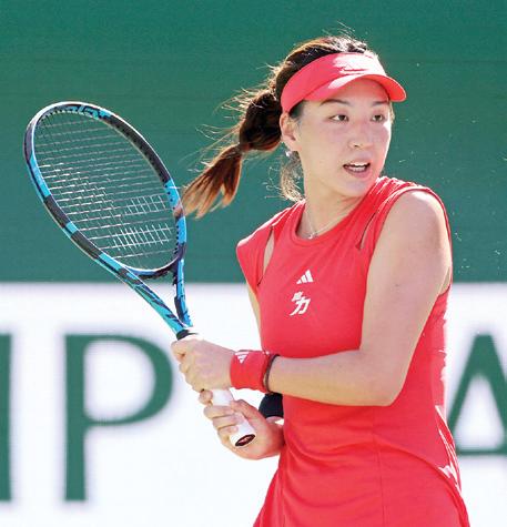 மெத்வதெவ், சிட்சிபாஸ் முன்னேற்றம்