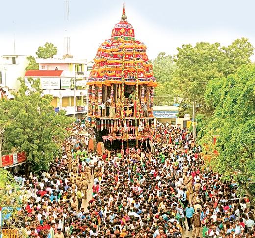 திருச்செந்தூரில் மாசித் திருவிழா தேரோட்டம்