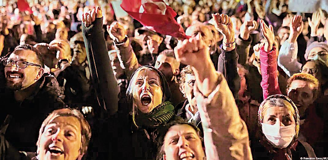 துருக்கி போராட்டம்: 1,900-ஐ நெருங்கிய கைது