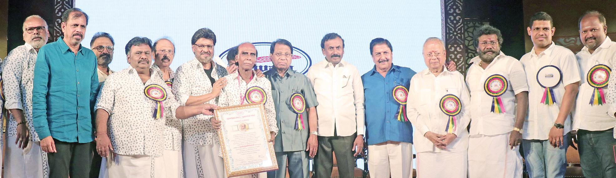 சிறந்த கருத்துகளை மக்களிடையே கொண்டு சென்றவர் கவிஞர் முத்துலிங்கம்