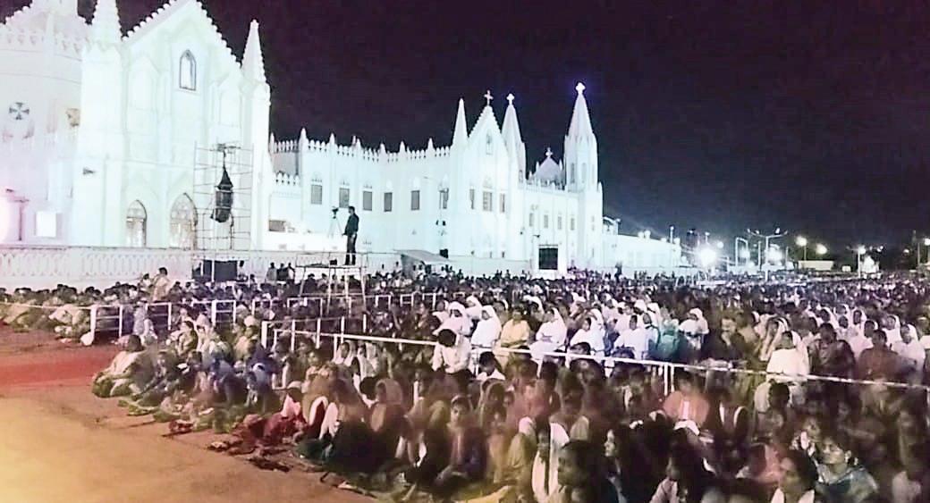 வேளாங்கண்ணியில் ஈஸ்டர் சிறப்பு வழிபாடு