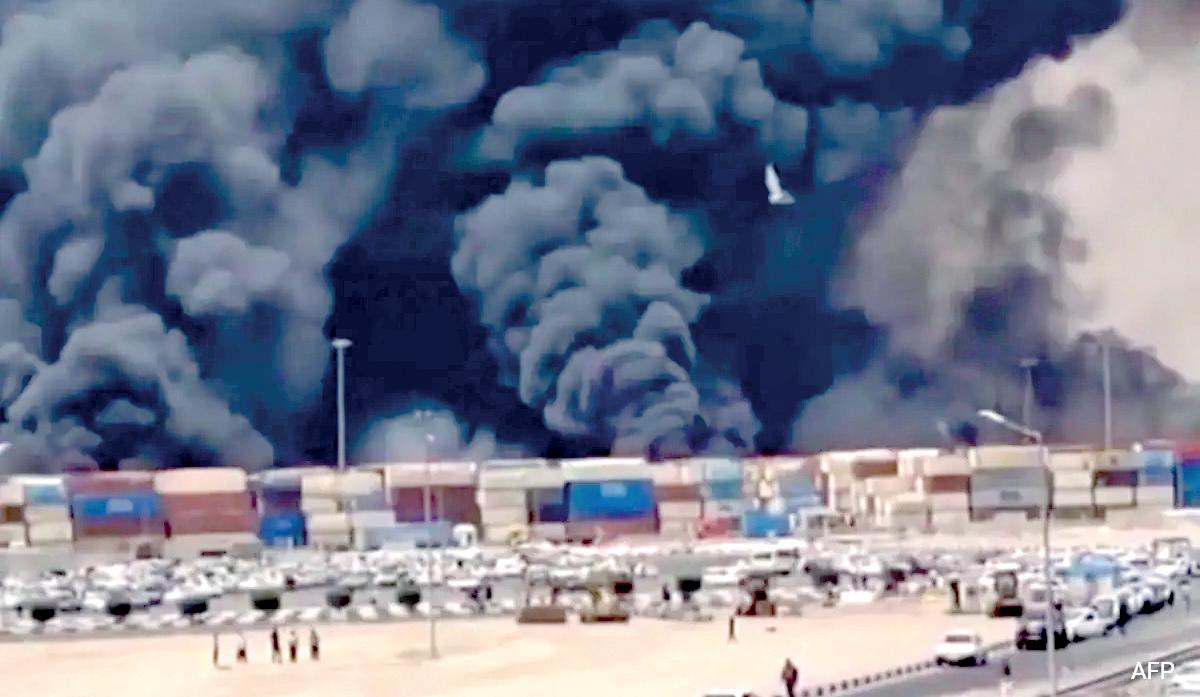 ஈரான் துறைமுகத்தில் வெடிவிபத்து: 5 பேர் உயிரிழப்பு; 700 பேர் காயம்