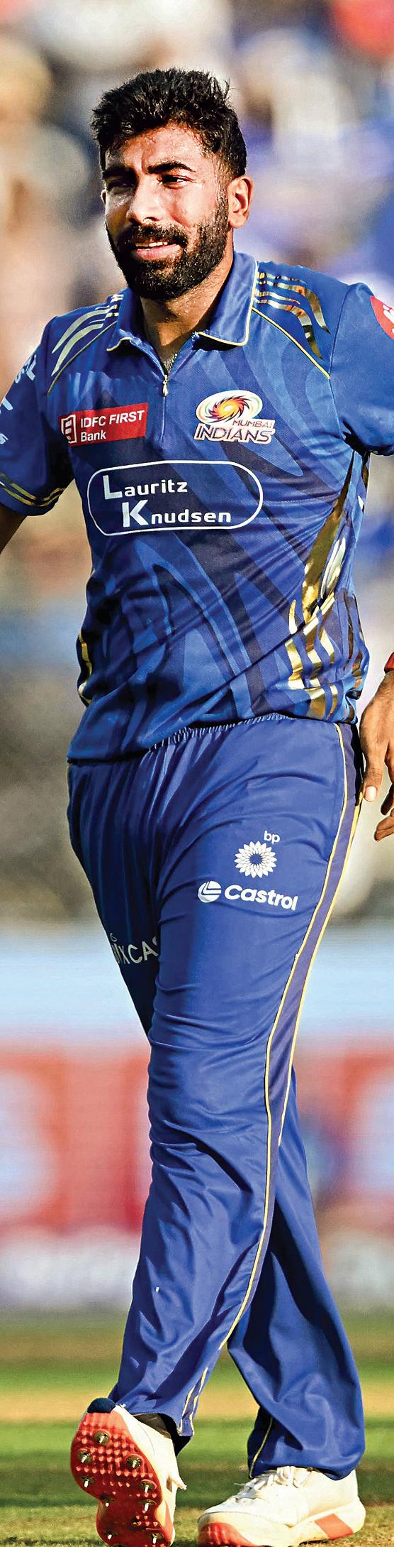 மும்பை 6-ஆவது வெற்றியுடன் முன்னேற்றம்