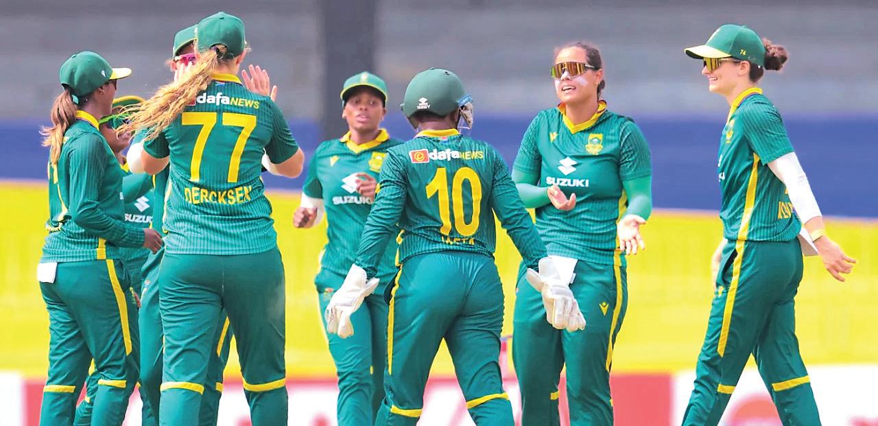 மகளிர் முத்தரப்பு ஒருநாள் தொடர்: தென்னாப்பிரிக்காவுக்கு ஆறுதல் வெற்றி