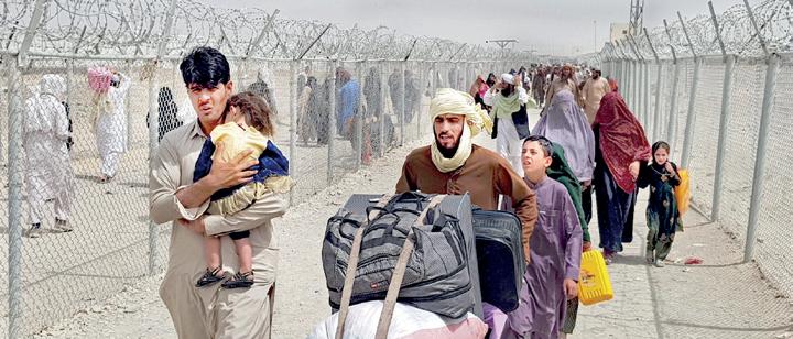 பாகிஸ்தான்: 13 லட்சம் ஆப்கன் அகதிகள் வெளியேற்றம்