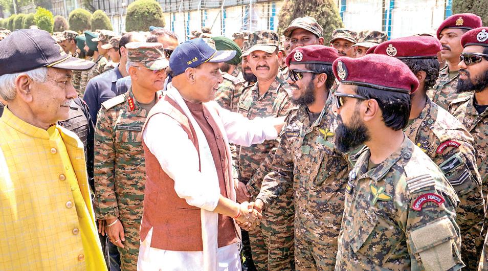 சர்வதேச கண்காணிப்பில் பாகிஸ்தான் அணு ஆயுதங்கள்