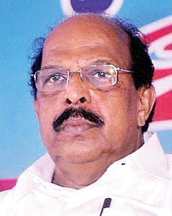 தபால் வாக்குகளைத் திறந்து பார்த்தோம்