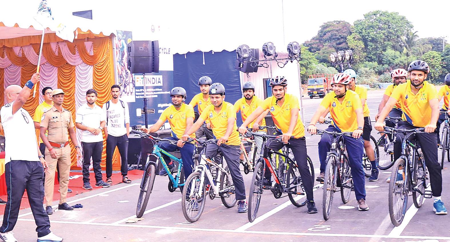 ஜிஎஸ்டி விழிப்புணர்வு மிதிவண்டி பேரணி