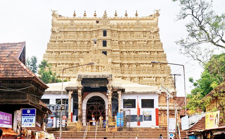 திருவனந்தபுரம் பத்மநாபசுவாமி கோயிலுக்கு 270 ஆண்டுகளுக்குப் பிறகு மகா கும்பாபிஷேகம்