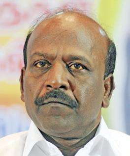 கரோனா: தமிழகத்தில் புதிய கட்டுப்பாடுகள் அவசியமில்லை
