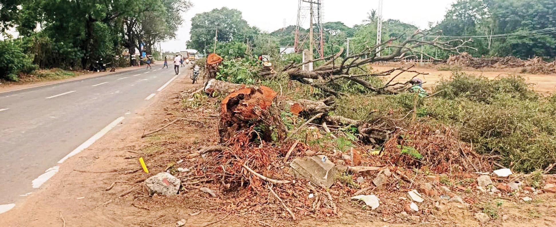 திருவள்ளூர்-ஸ்ரீபெரும்புதூர் ஆறுவழிச் சாலை விரிவாக்கப் பணி