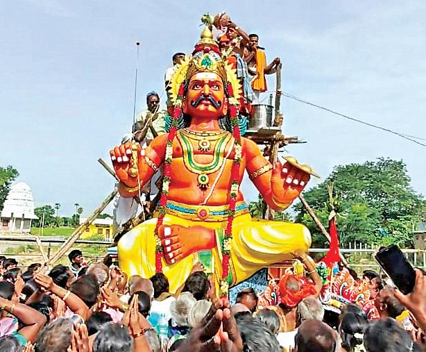 முனீஸ்வரர் கோயில் குடமுழுக்கு: திரளான பக்தர்கள் பங்கேற்பு