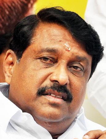 கல்லூரிகளில் பாலியல் புகார்களை விசாரிக்க சிறப்புக்குழு தேவை
