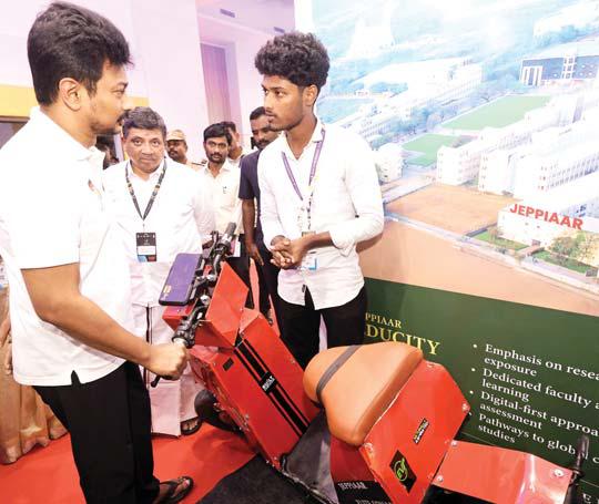 தமிழ்நாட்டில் அதிக அளவு முதலீடு செய்யுங்கள்